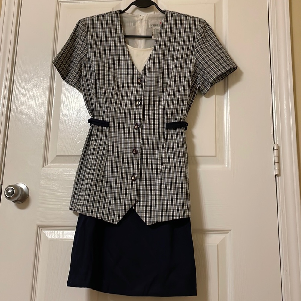 Vintage adorable Scarlett brand two piece dress/overcoat